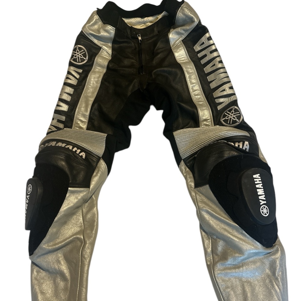 Yamaha leather motocross pants with detachable knee pads